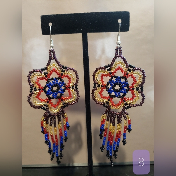 Beaded earrings - Picture 8 of 10